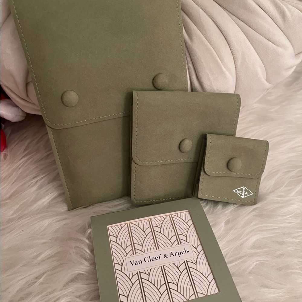 Van Cleef & Arpels Jewelry Pouch Set